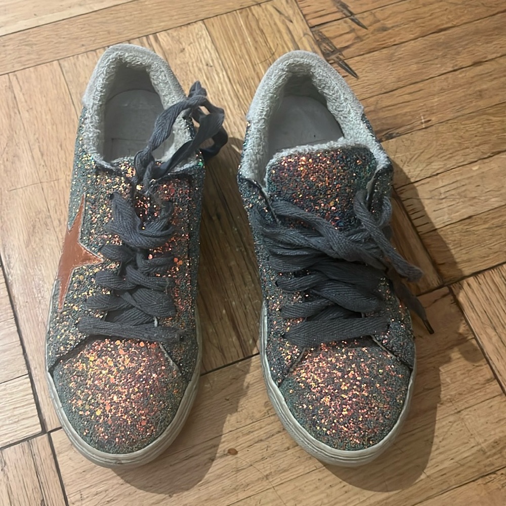 The Shoe Box Sparkly sneakers